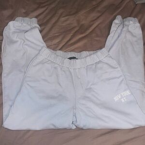 Brandy Melville Rosa Sweatpants
